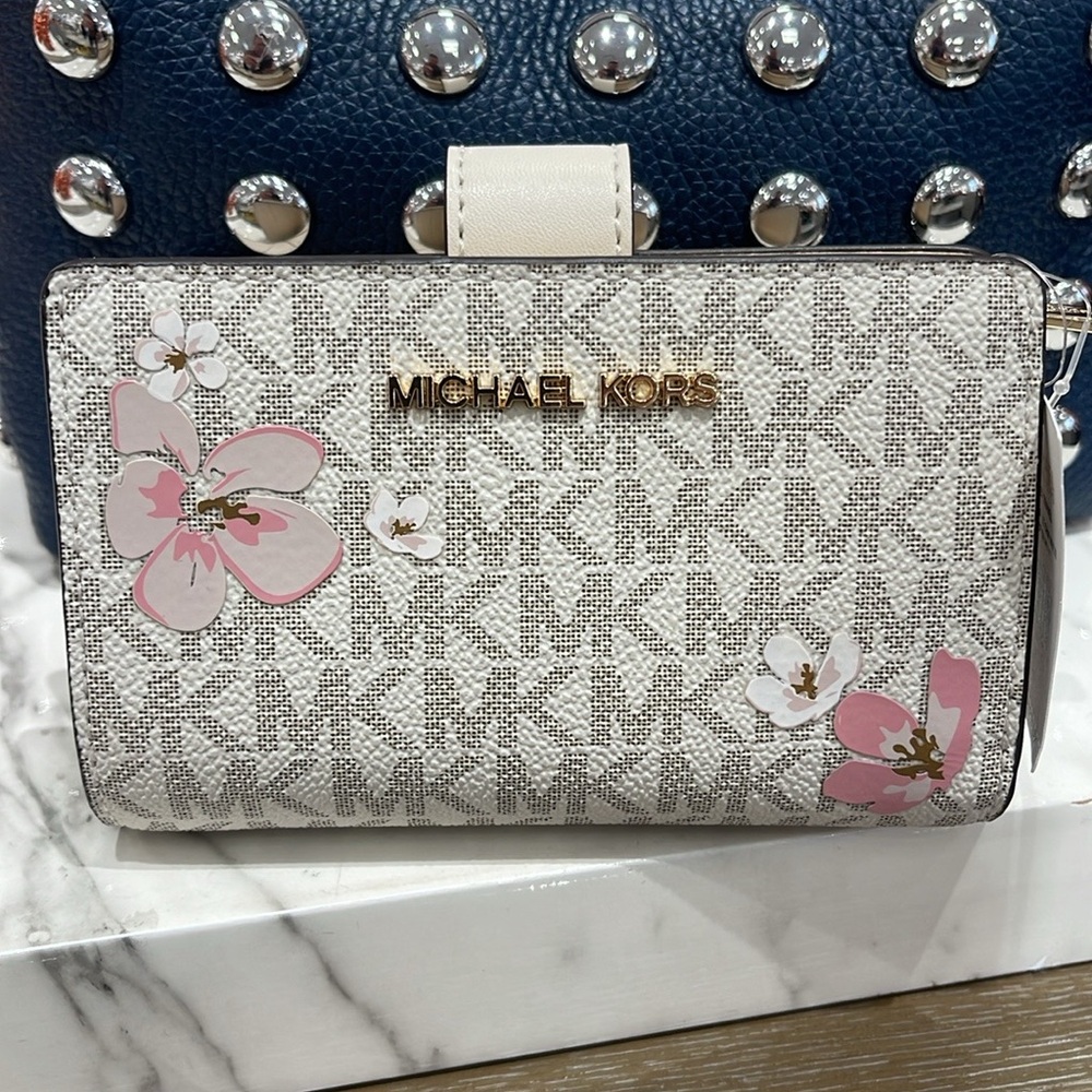 Michael Kors Jet Set Md Floral Embellished Sign Logo Bi-fold Wallet Bifold ZP - Picture 4 of 16
